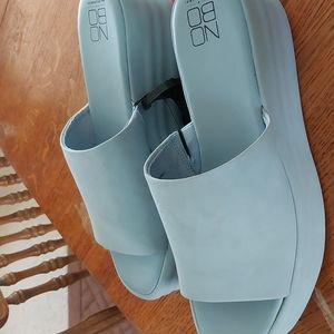 No Boundries Sandals Sz 9light blue.